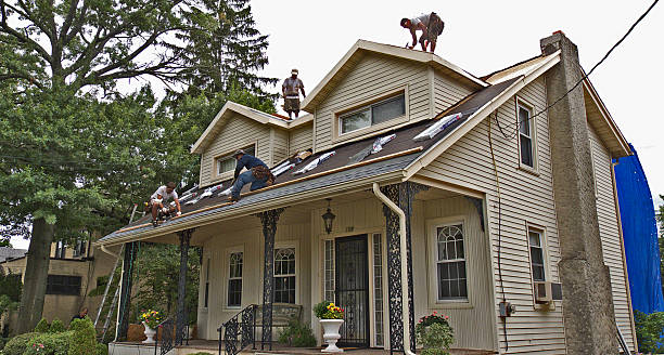 Best Commercial Roofing Services  in Ishpeng, MI